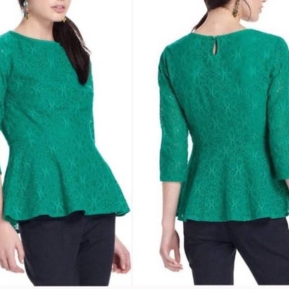 Moulinette Soeurs Tops - Anthropologie•Moulinette‎ Soeurs•Green Lace Peplum Blouse•Sz 4